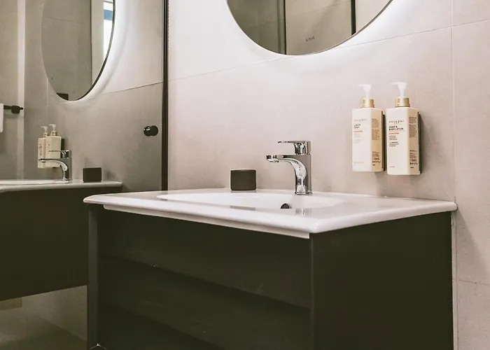 The Ascents Of Szálloda